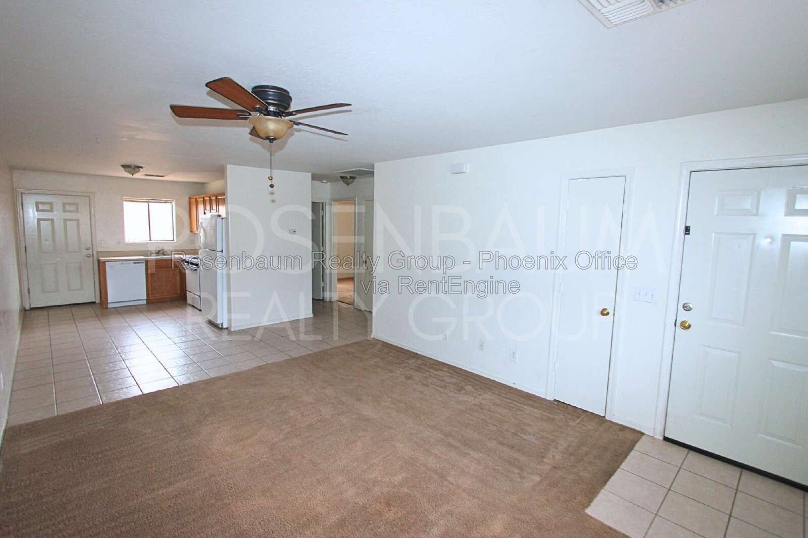 Charming 2-bedrooms, 1-bath duplex apartment in Arizona City! property image