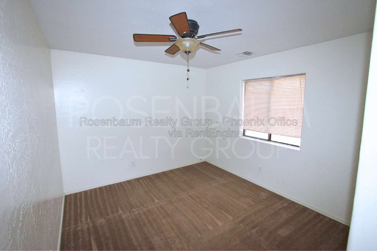 Charming 2-bedrooms, 1-bath duplex apartment in Arizona City! property image