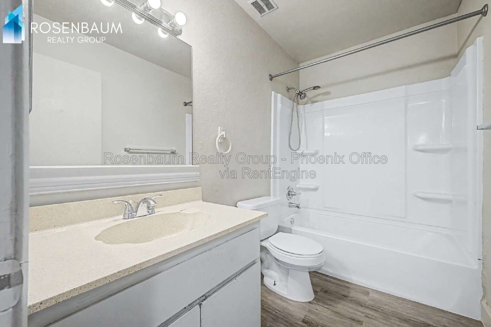 Charming 2-bedrooms, 1-bath upstairs apartment in Mesa! property image