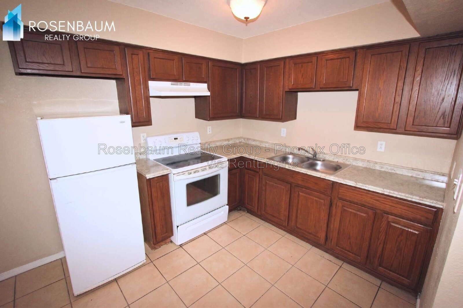 Beautiful 4-plex apartment w/ 2-beds,1-bath in the vibrant South PHX! property image