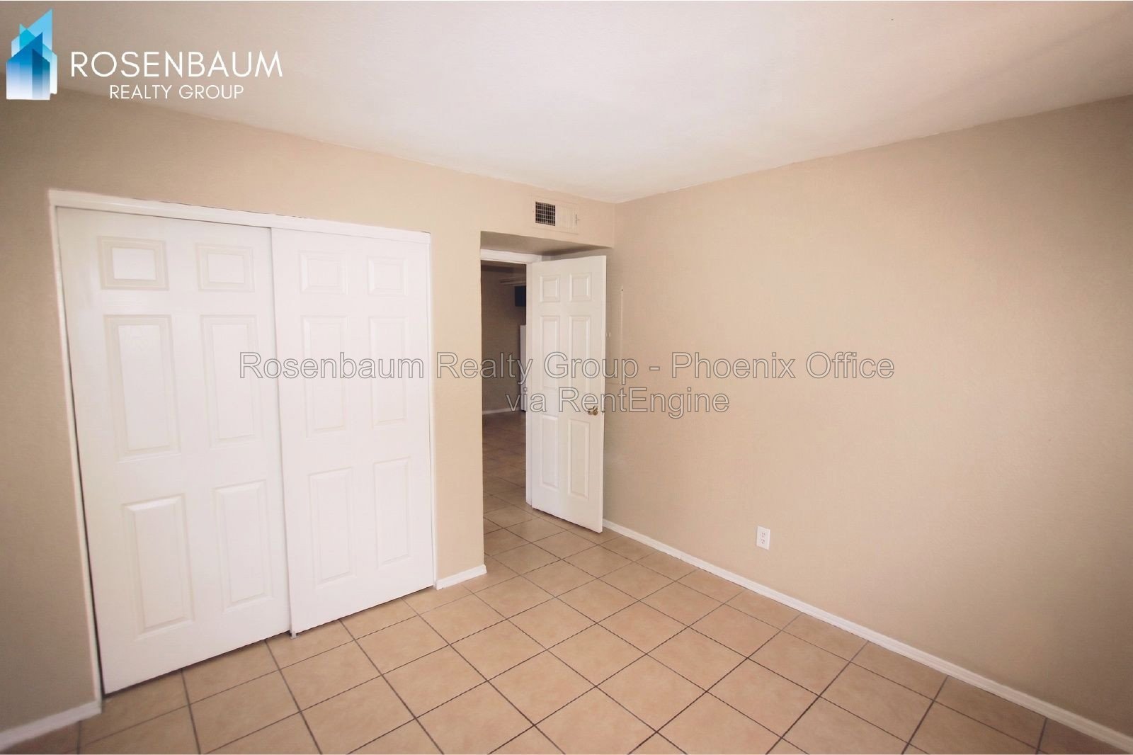 Beautiful 4-plex apartment w/ 2-beds,1-bath in the vibrant South PHX! property image