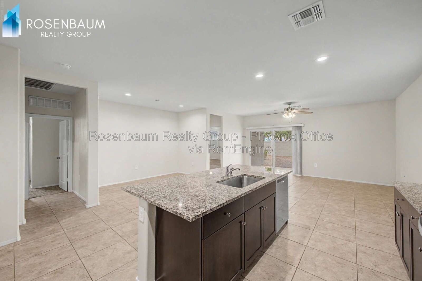 Modern House Living in Coolidge with 3-bedrooms and 2-bathrooms. The Ultimate Space & Style! property image