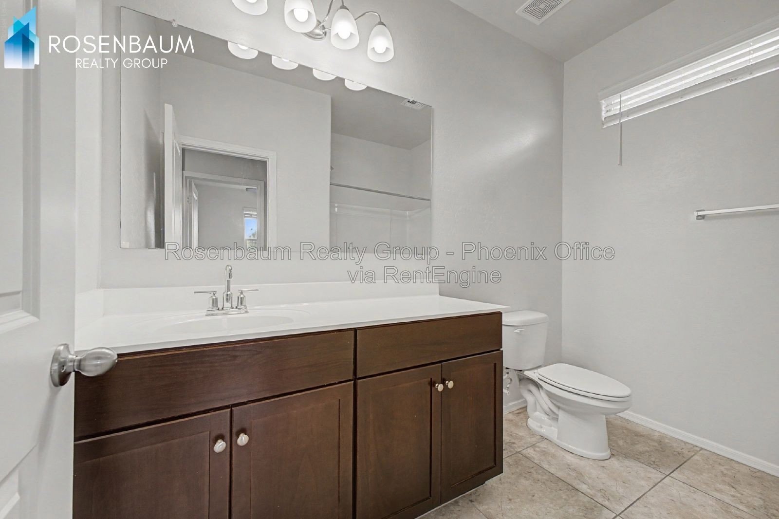 Modern House Living in Coolidge with 3-bedrooms and 2-bathrooms. The Ultimate Space & Style! property image
