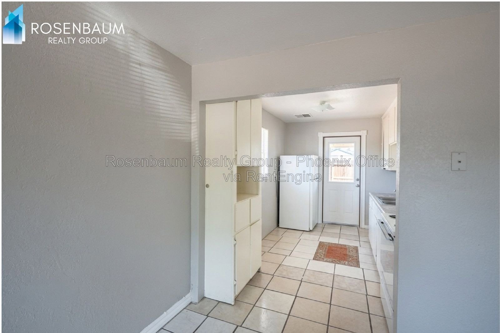 Cozy 2-bedrooms, 1-bath apartment nestled in the heart of Mesa! property image