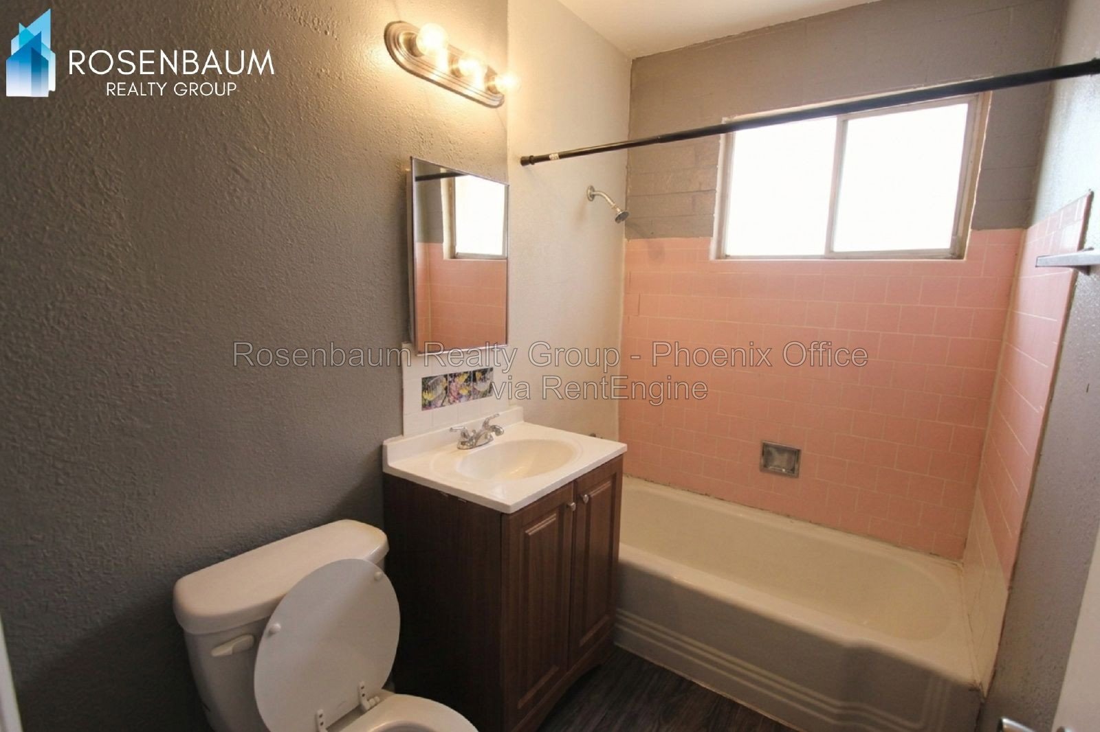 Cozy 2-bedrooms, 1-bath apartment nestled in the heart of Mesa! property image
