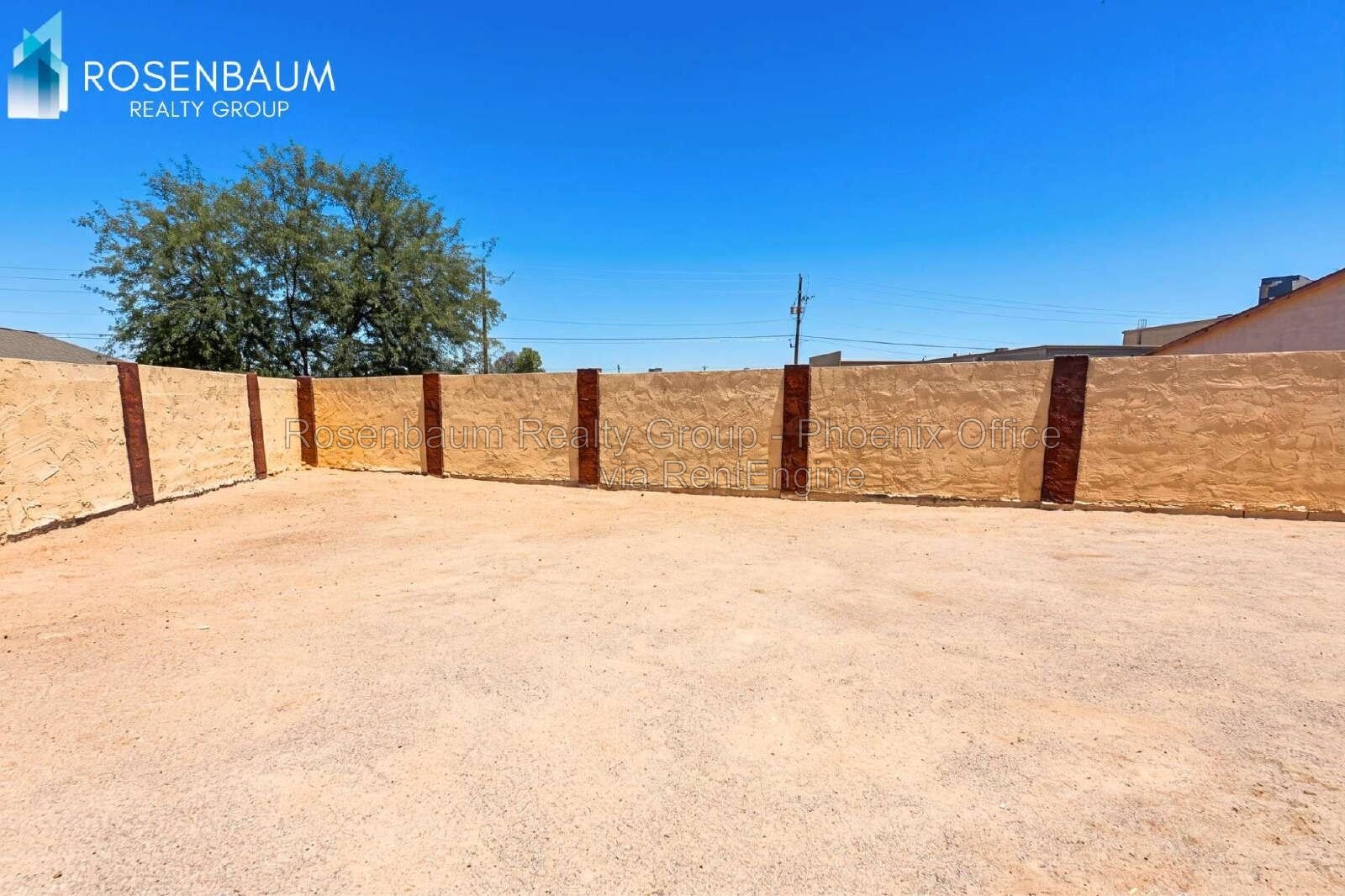 Beautiful 3-bedrooms, 2-baths single-story home in a quiet Cul-de-Sac in Phoenix! property image