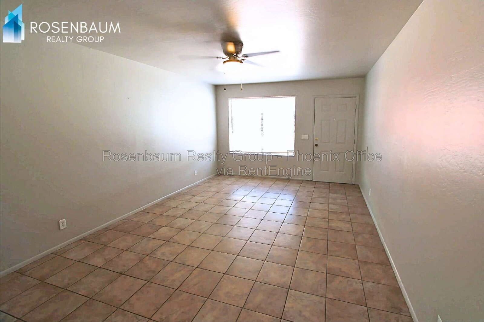 Charming & cozy 2-bedrooms, 1-bath triplex apt in Mesa! property image