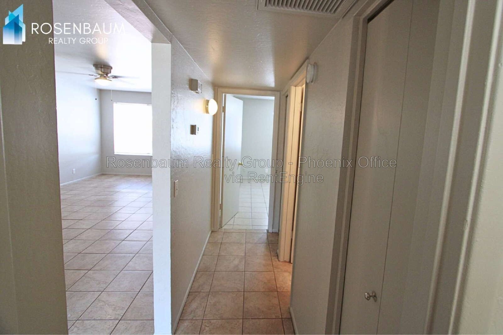 Charming & cozy 2-bedrooms, 1-bath triplex apt in Mesa! property image