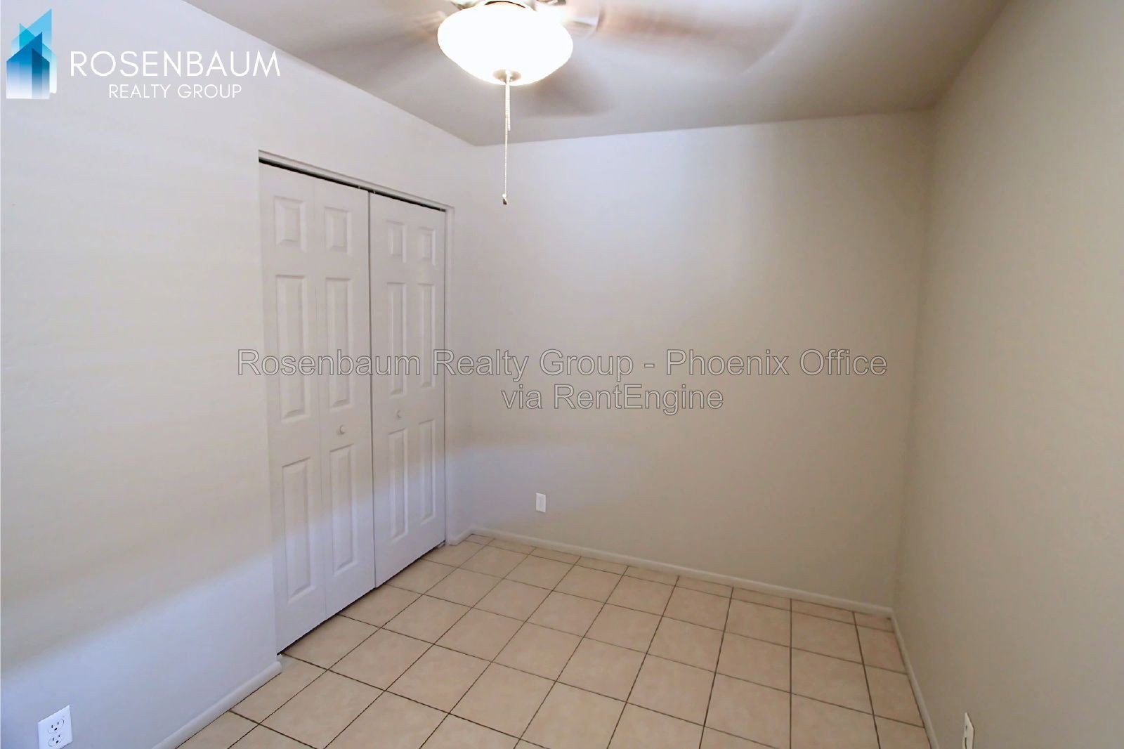 Charming & cozy 2-bedrooms, 1-bath triplex apt in Mesa! property image