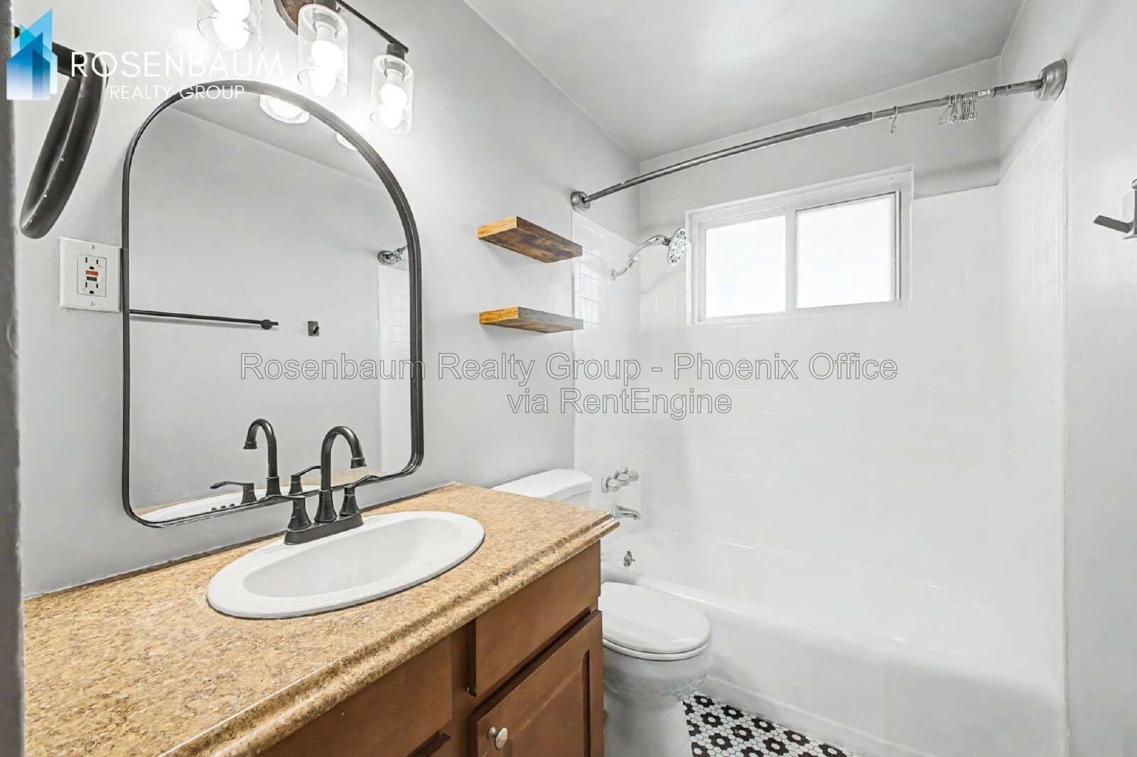 Beautiful 3-bedrooms, 1.5-baths single level home in Tempe! property image