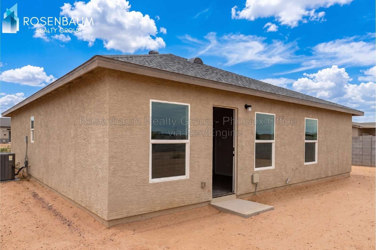 Beautiful 3-beds, 2-baths single-story home in the peaceful community of Arizona City! property image