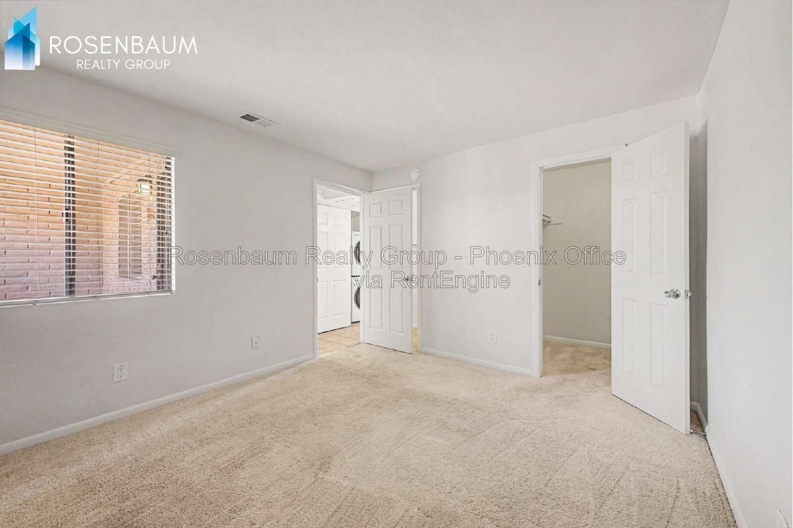 Charming 2-beds, 2-baths upstairs condo near Old Town Scottsdale! property image