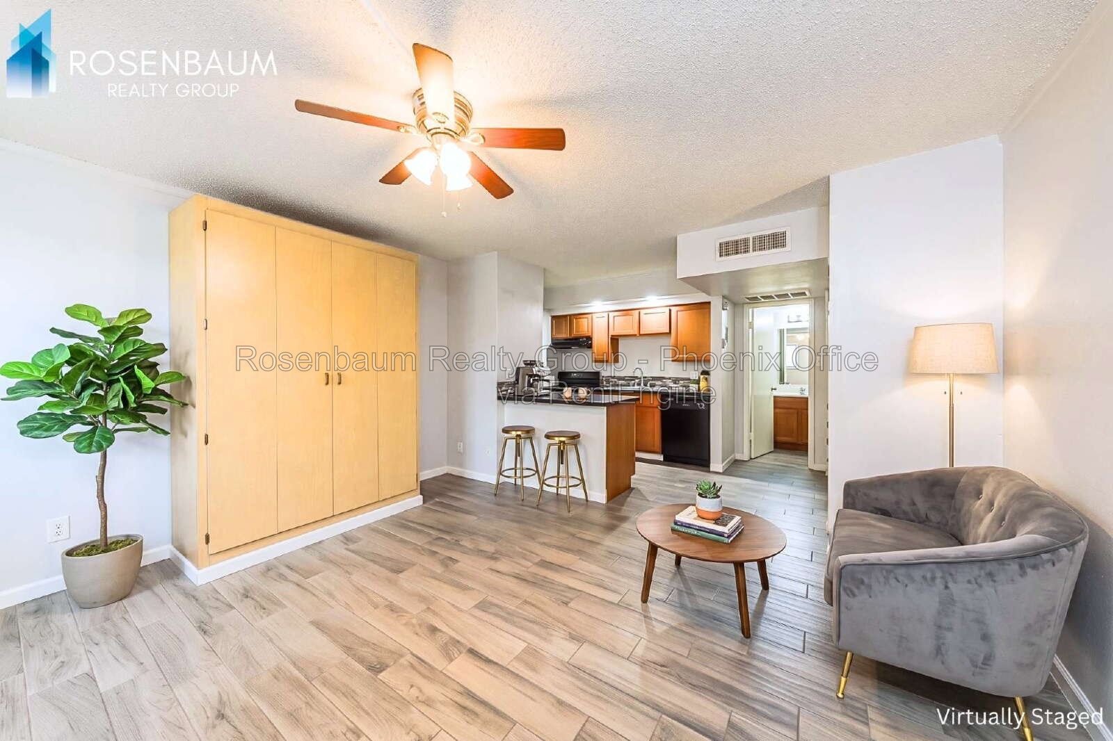 Charming Studios & 1-Bedroom Apartments in a Phoenix Community – Prime Location & Utilities Included! property image