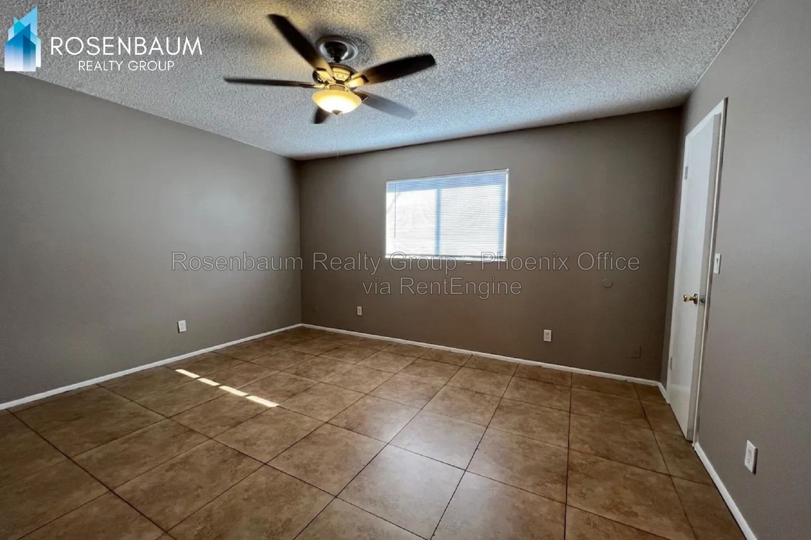Charming 2-bedroom 1.5-bathroom apartment in the beautiful Mesa AZ! property image