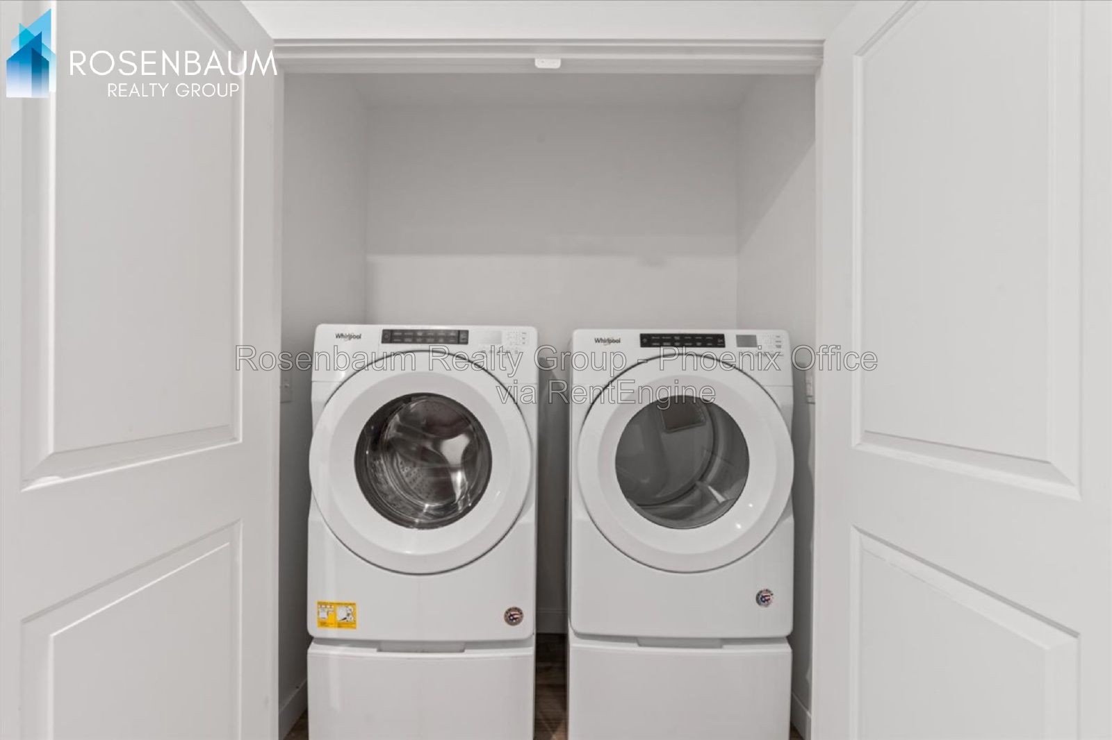 Charming 3-bedrooms, 2-baths townhouse in Saratoga Springs! property image