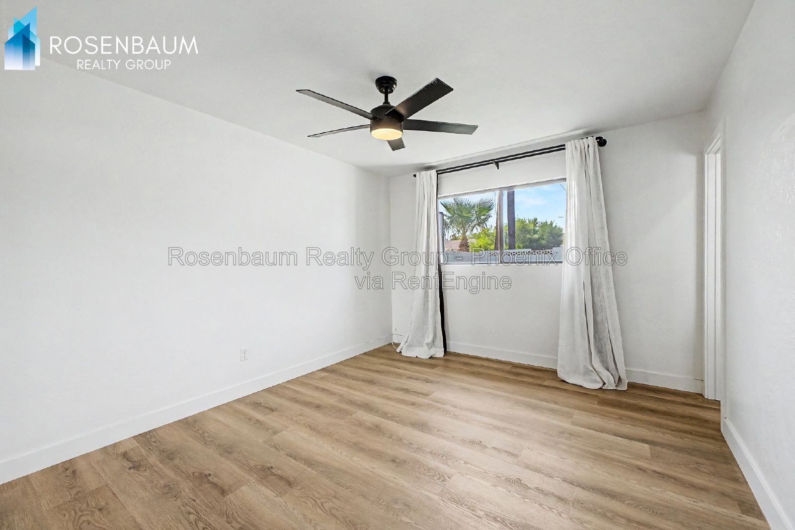 Beautiful 5-Bedrooms, 2-baths home in Scottsdale with a Private Pool! property image
