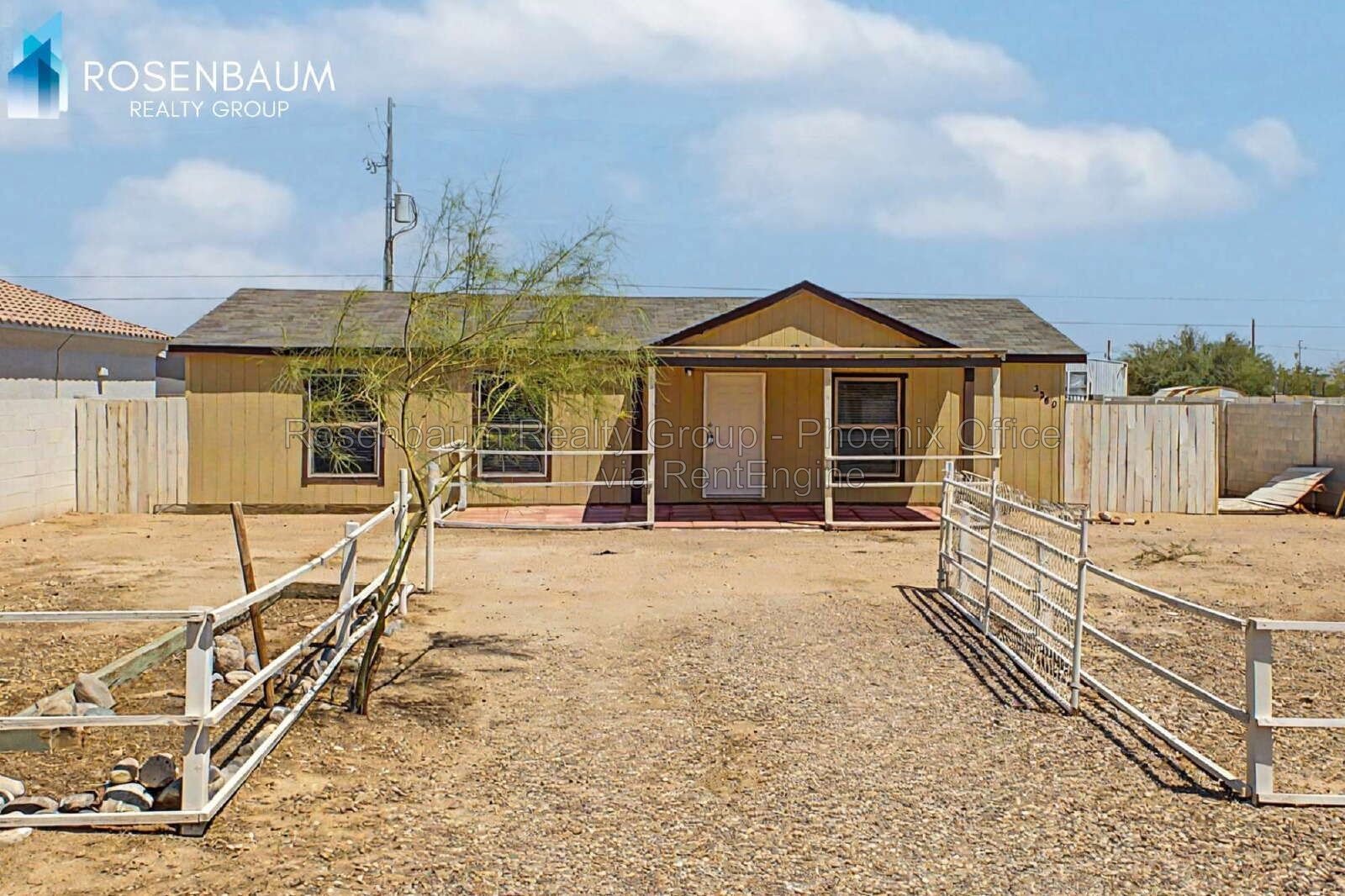 Beautiful 3 bedroom, 2 bathrooms home with plenty space to grow! property image