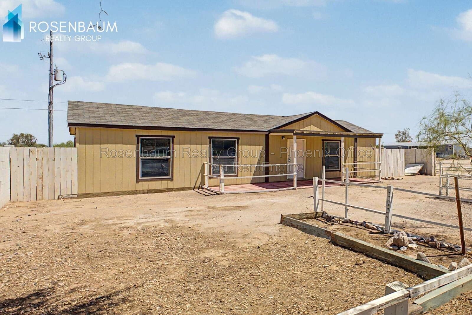 Beautiful 3 bedroom, 2 bathrooms home with plenty space to grow! property image