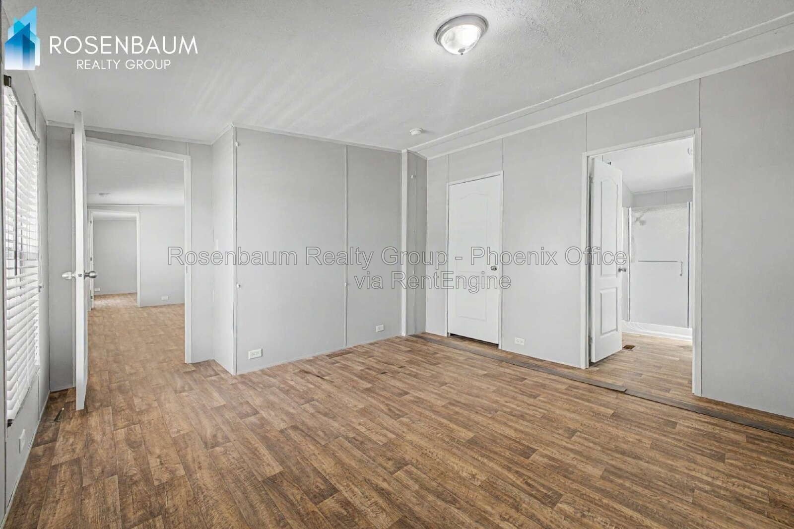 Beautiful 3 bedroom, 2 bathrooms home with plenty space to grow! property image