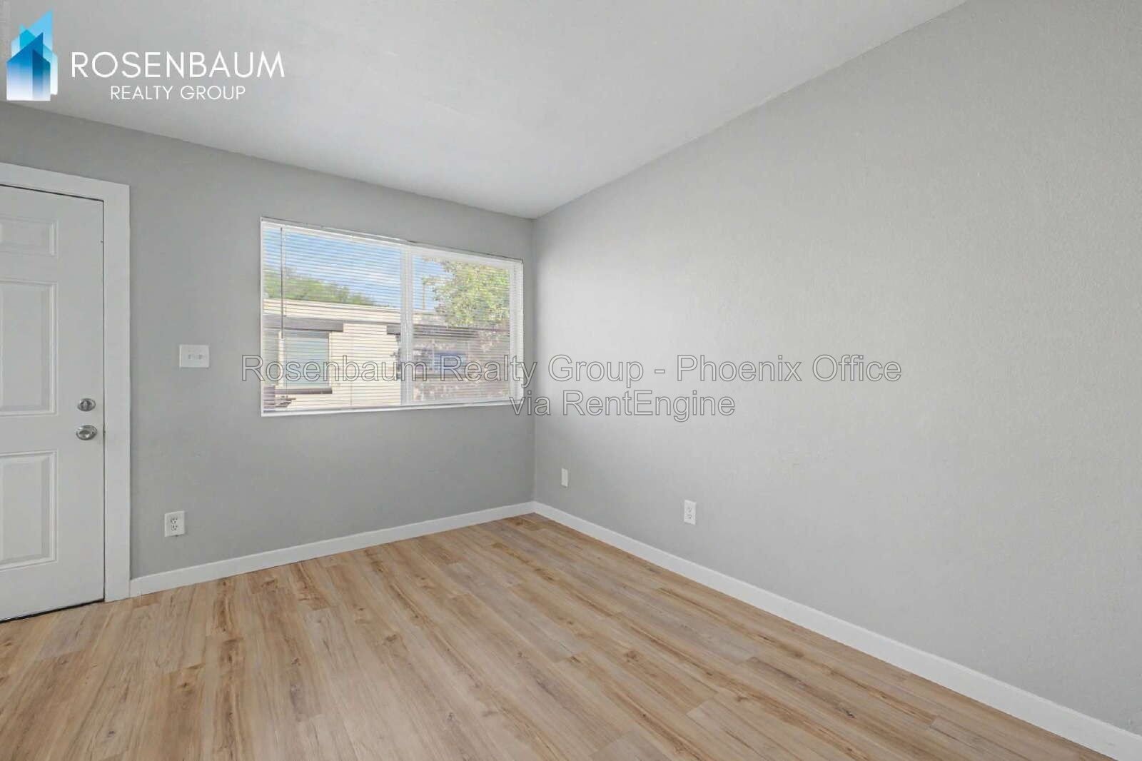 Charming & Cozy 1-bedroom, 1-bath 4-plex apartment unit in North Phoenix! property image