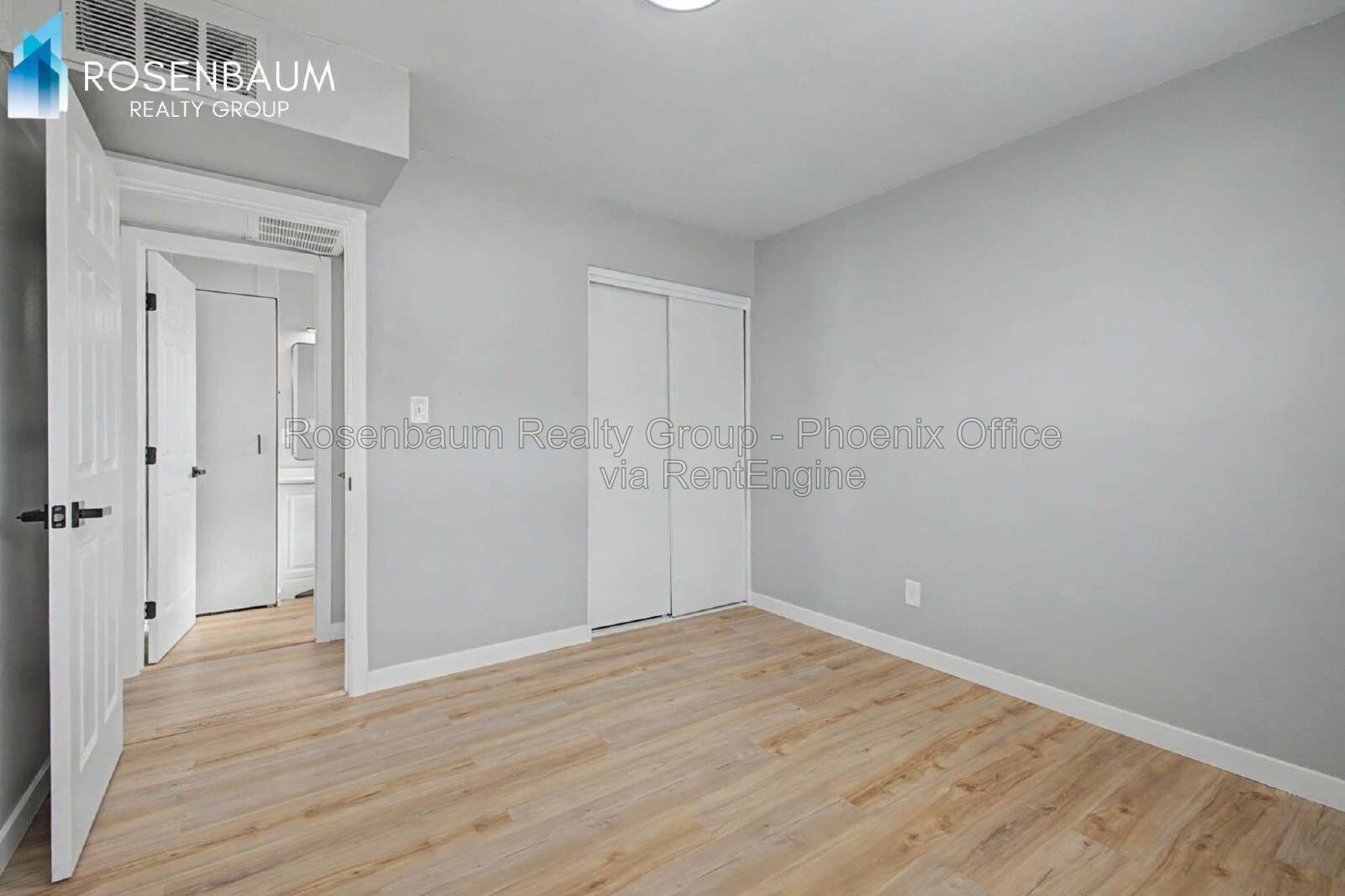Charming & Cozy 1-bedroom, 1-bath 4-plex apartment unit in North Phoenix! property image