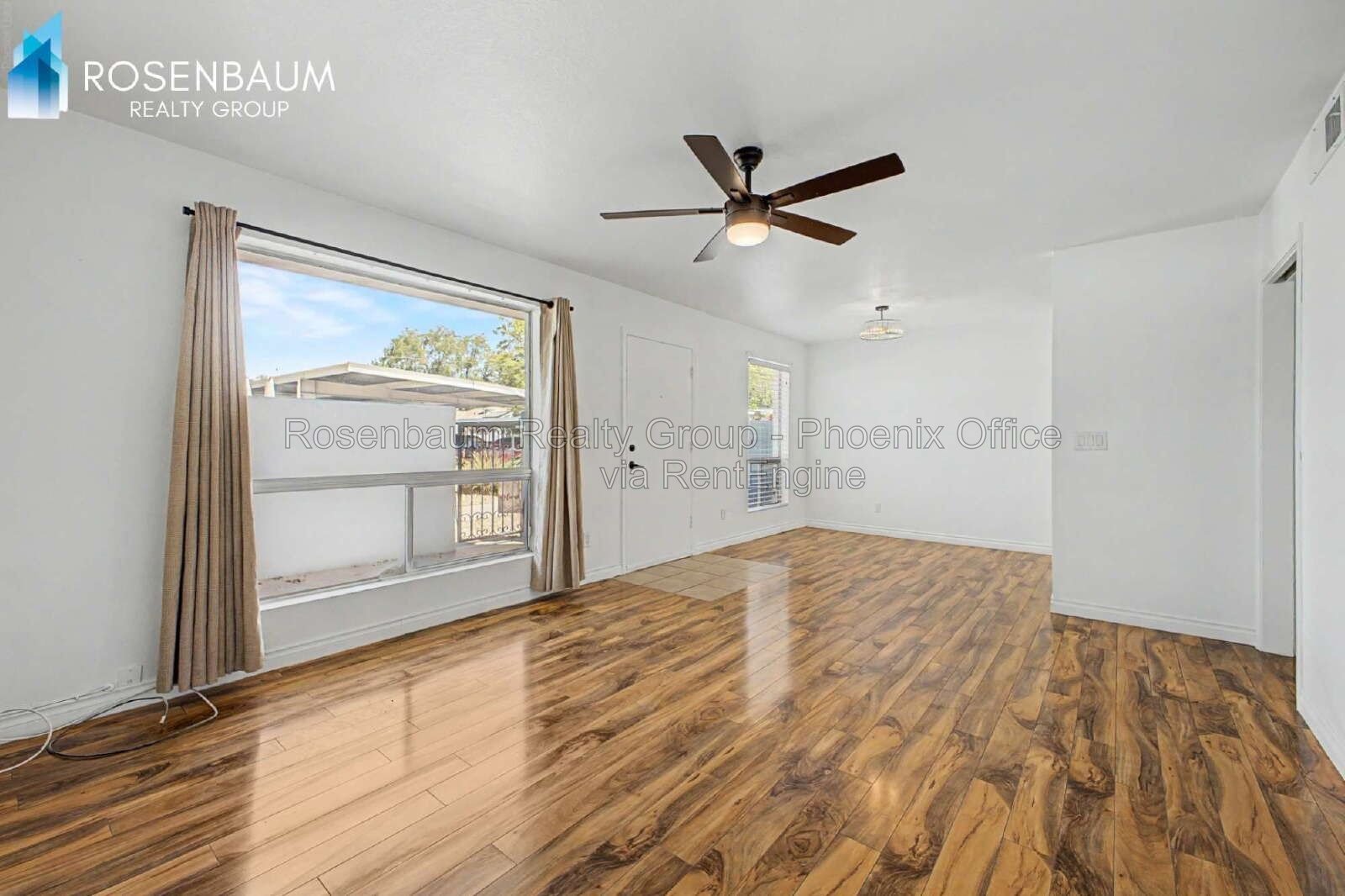 Charming 1 Bed / 1 Bath ground level condo unit in Uptown Phoenix! property image