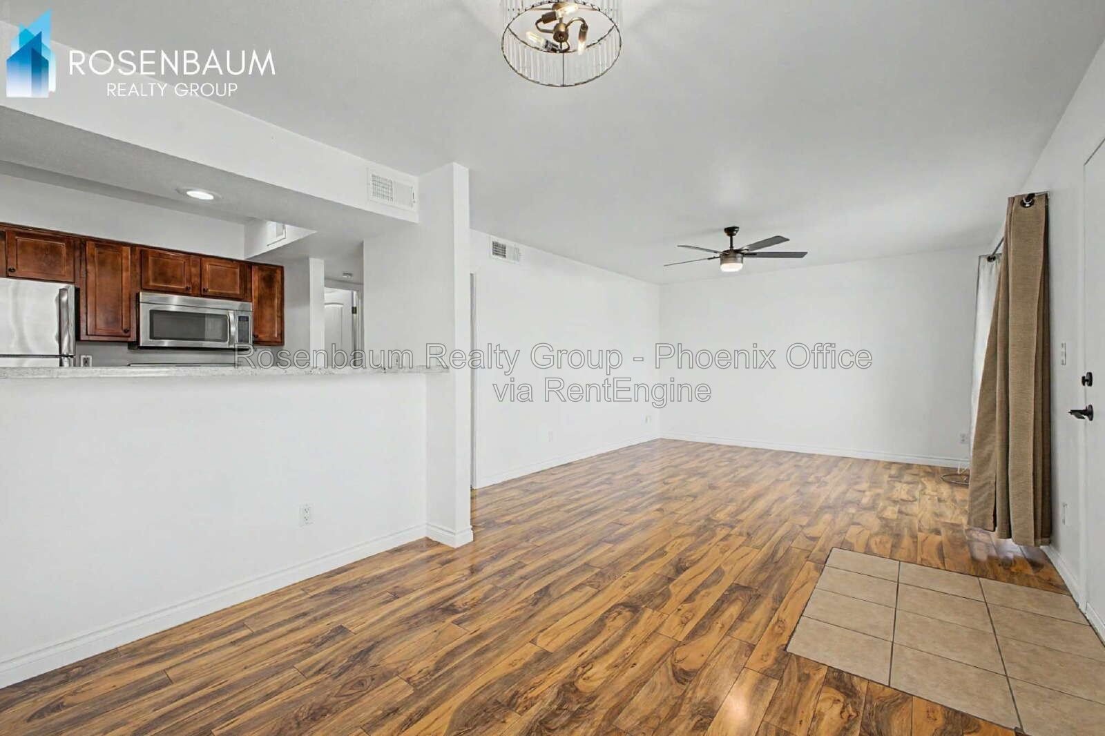 Charming 1 Bed / 1 Bath ground level condo unit in Uptown Phoenix! property image