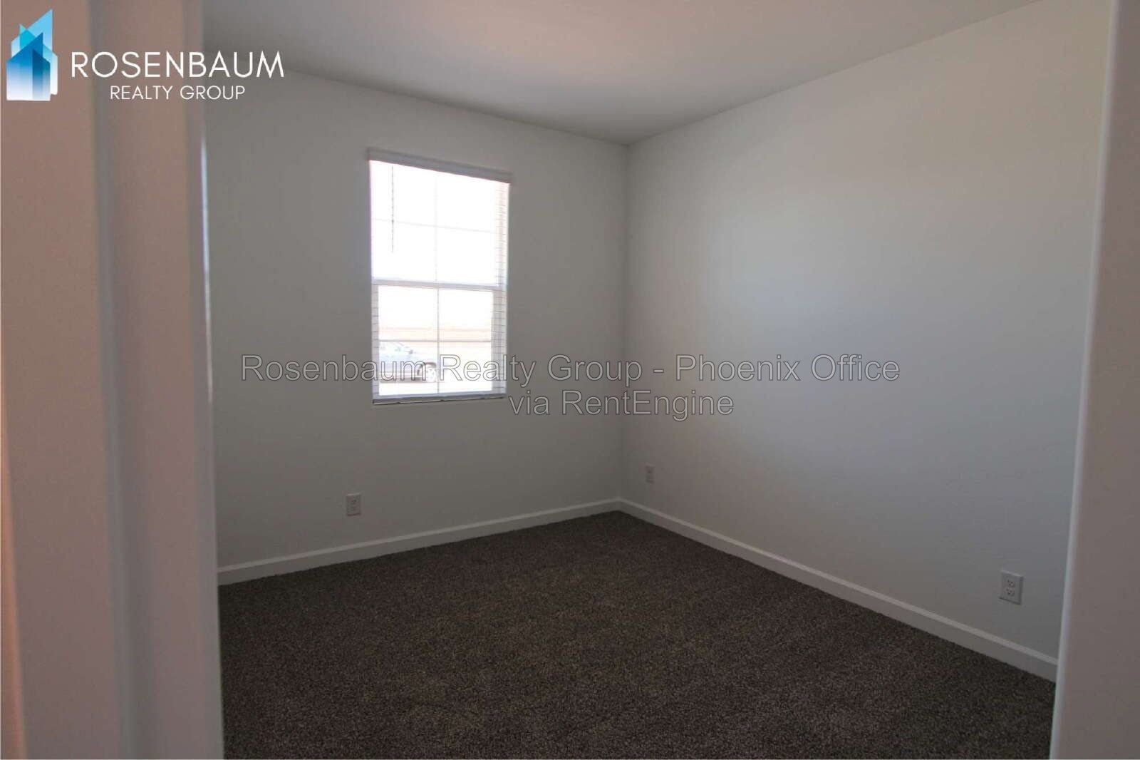 Stunning 4-bedrooms, 3-baths home in Maricopa! property image
