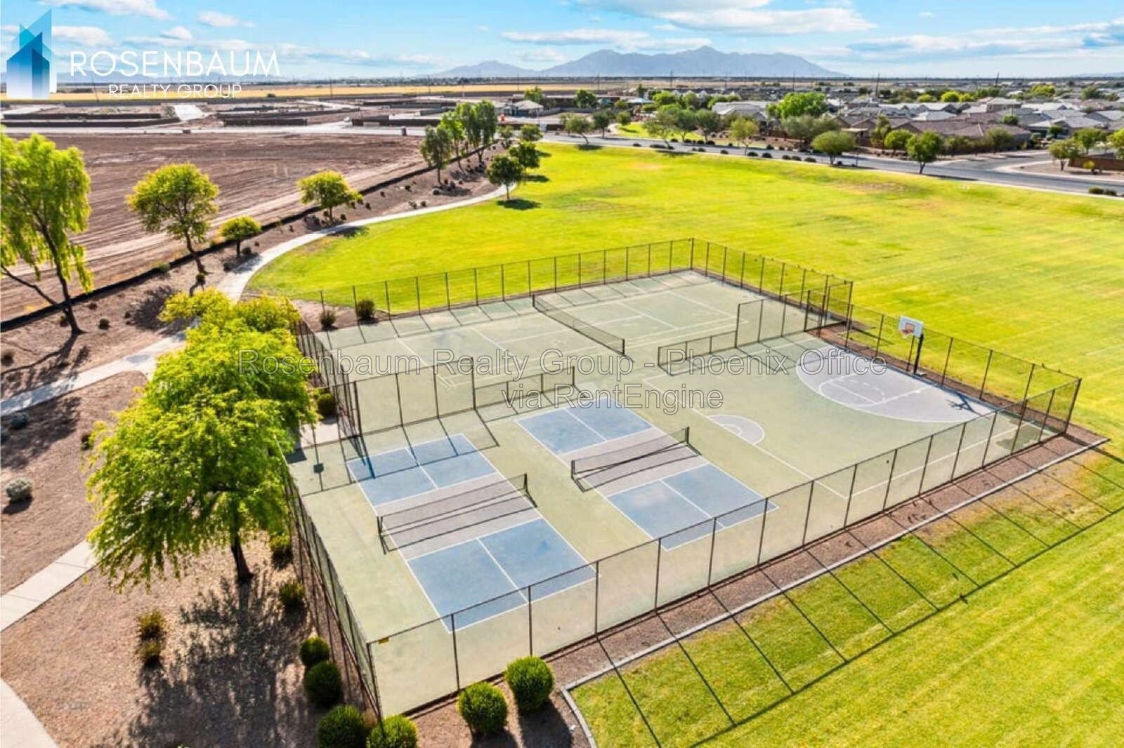 Stunning 4-bedrooms, 3-baths home in Maricopa! property image