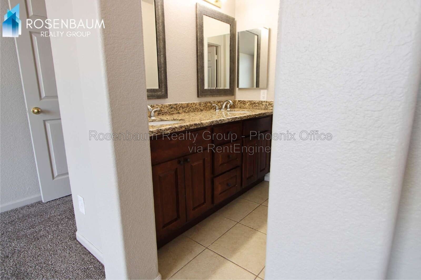 Beautiful 3-beds, 2.5-baths home nestled in Surprise! property image