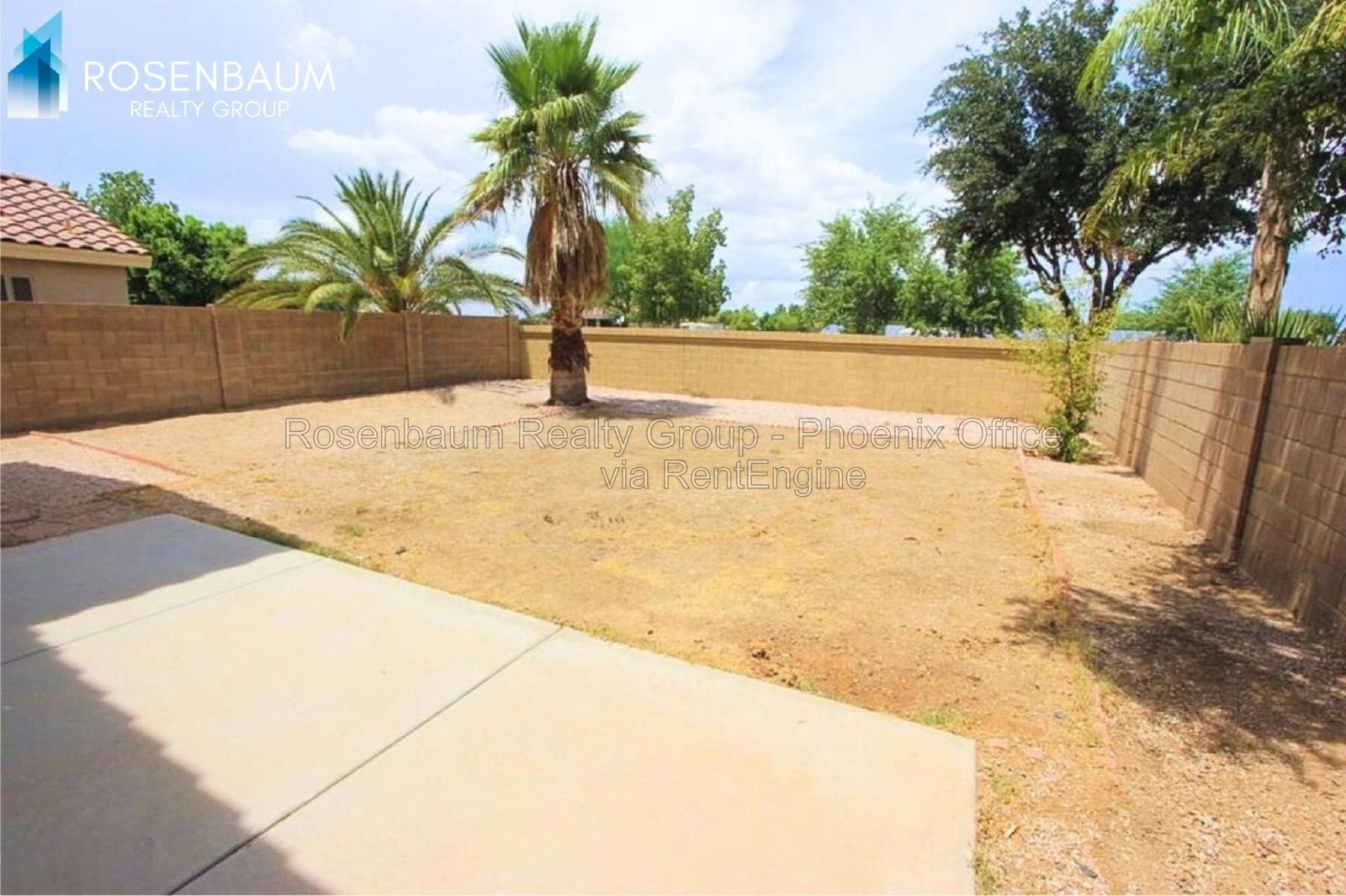 Beautiful 3-beds, 2.5-baths home nestled in Surprise! property image