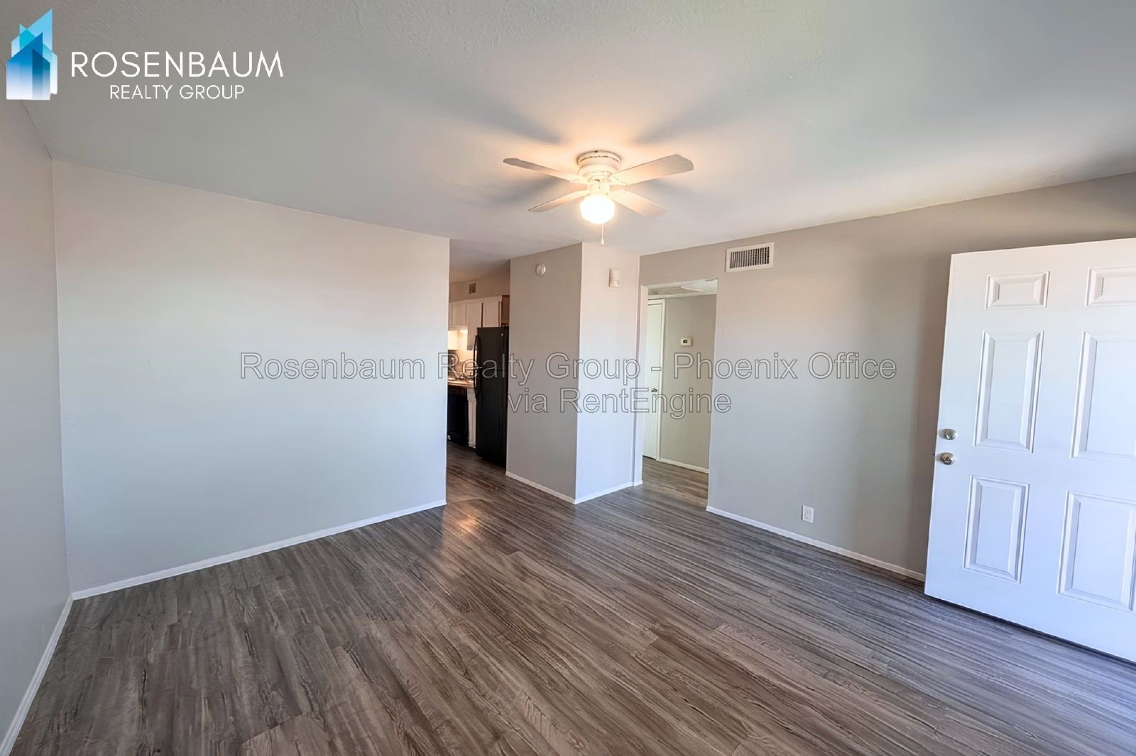 Charming 2-beds, 1-bath upstairs 4-plex apt in the heart of Chandler! property image
