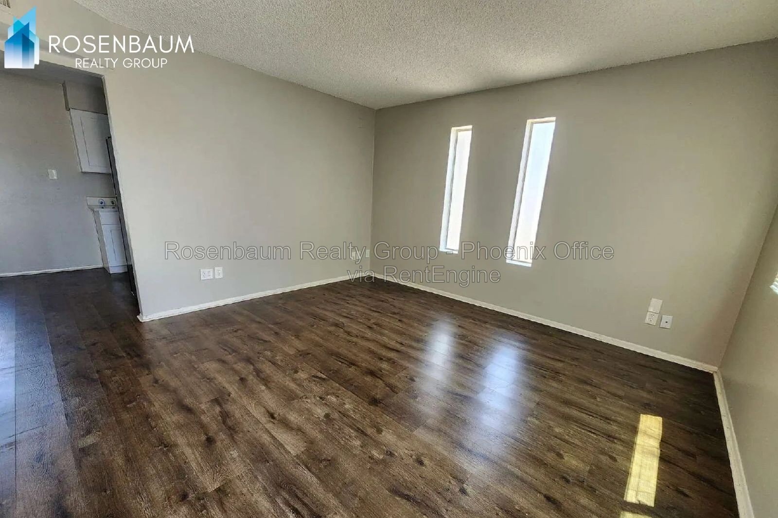 Modern & Charming North Phoenix Home with Private Yard property image