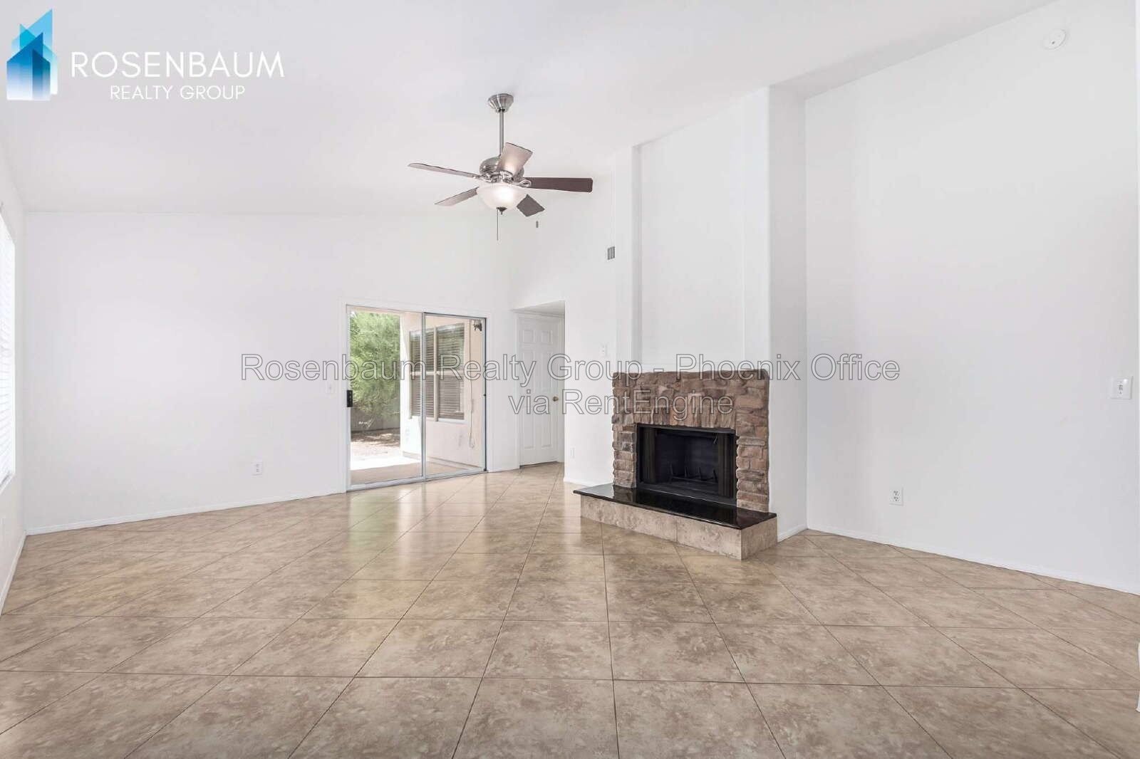 Beautiful 3-beds, 2-baths home in the Pecos Ranch community of Chandler! property image