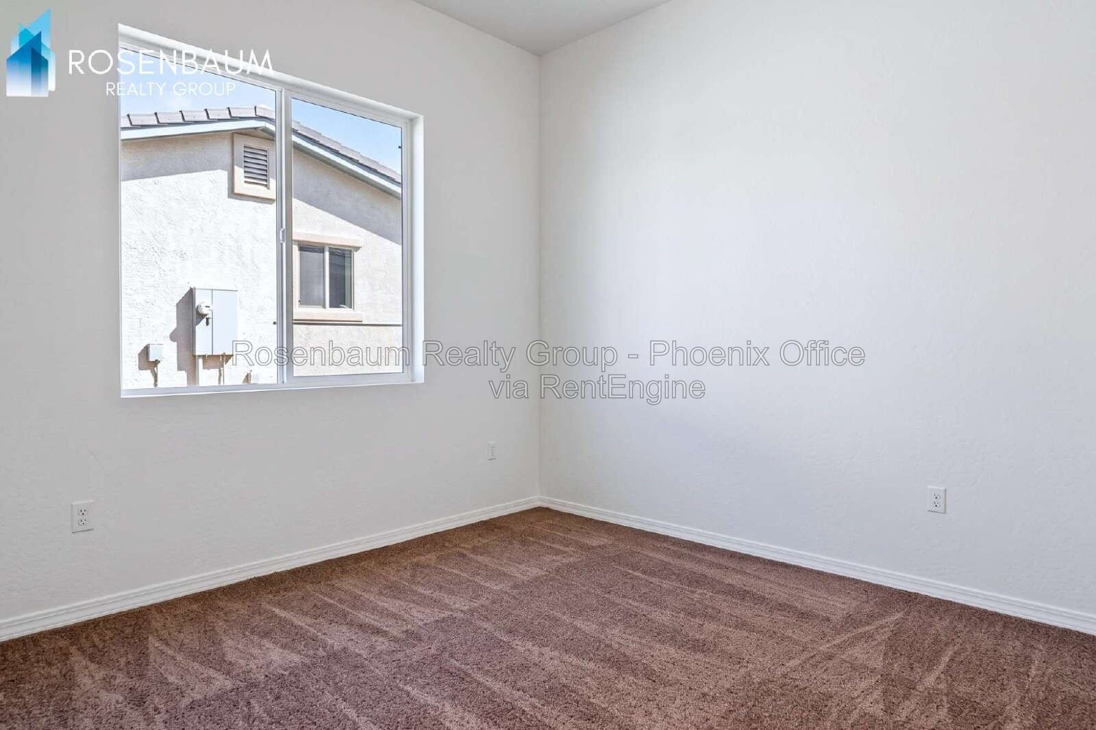 Beautifully charming 3-beds, 2-baths single-level home in Arizona City! property image