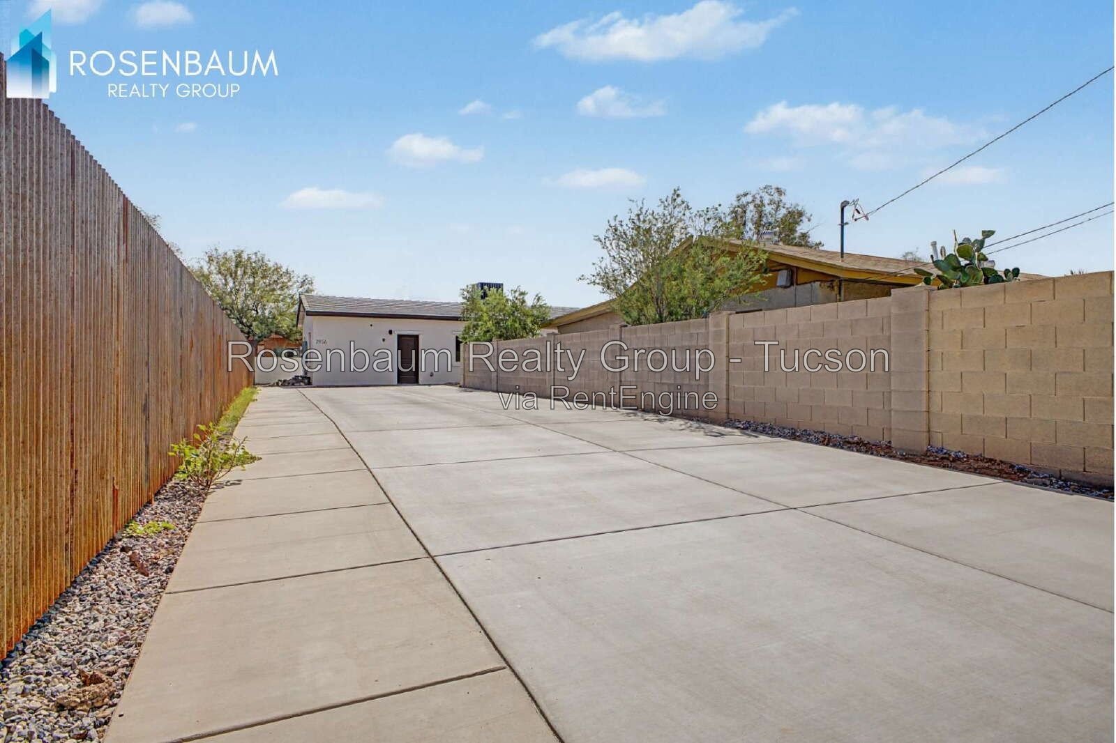 Charming 3-beds, 2-baths newly built duplex home in central Tucson! property image