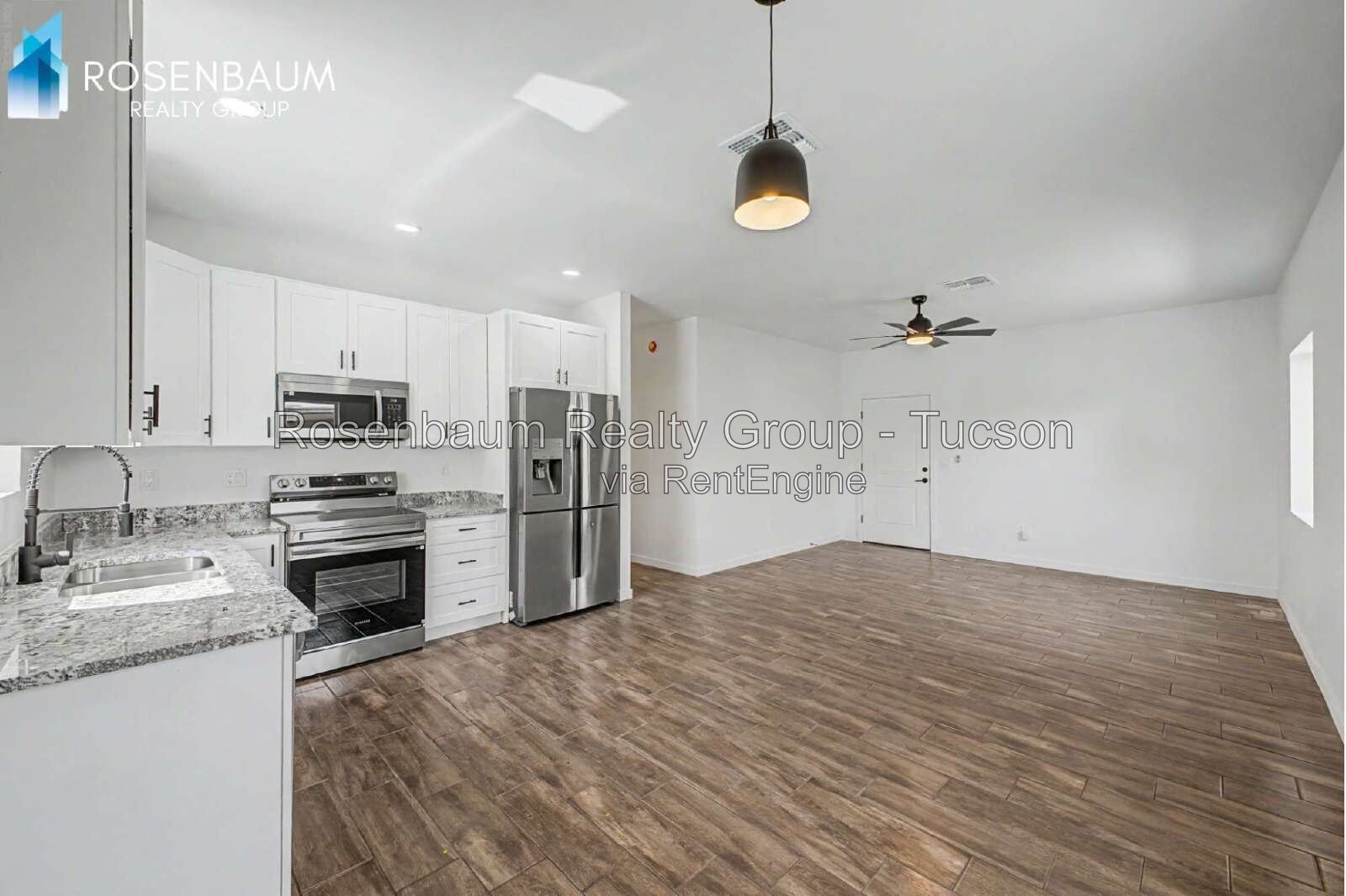 Charming 3-beds, 2-baths newly built duplex home in central Tucson! property image