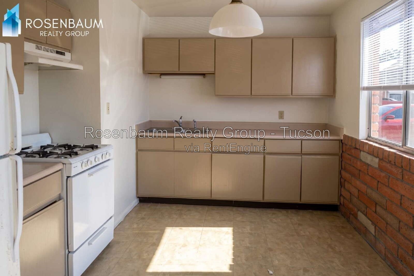 Charming 2-Bedroom Apartment in the Heart of Tucson property image