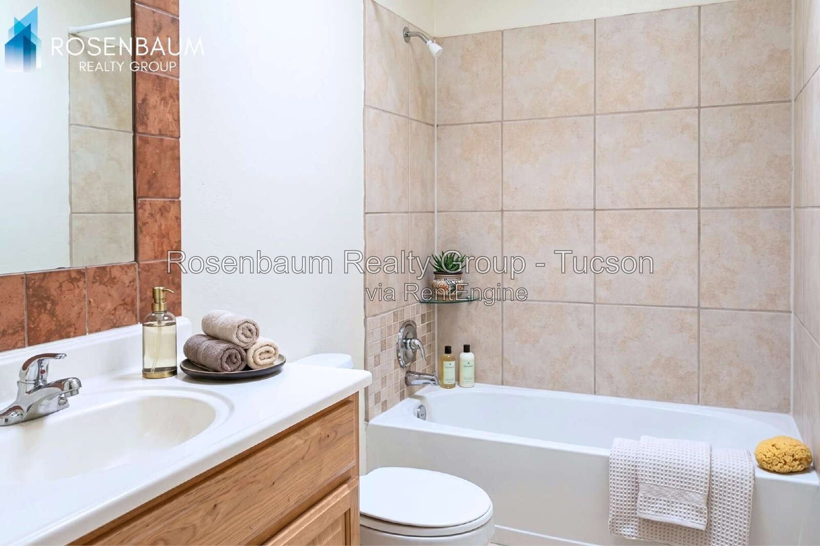 Charming 3-bedrooms, 2-baths condo apartment in Tucson! property image