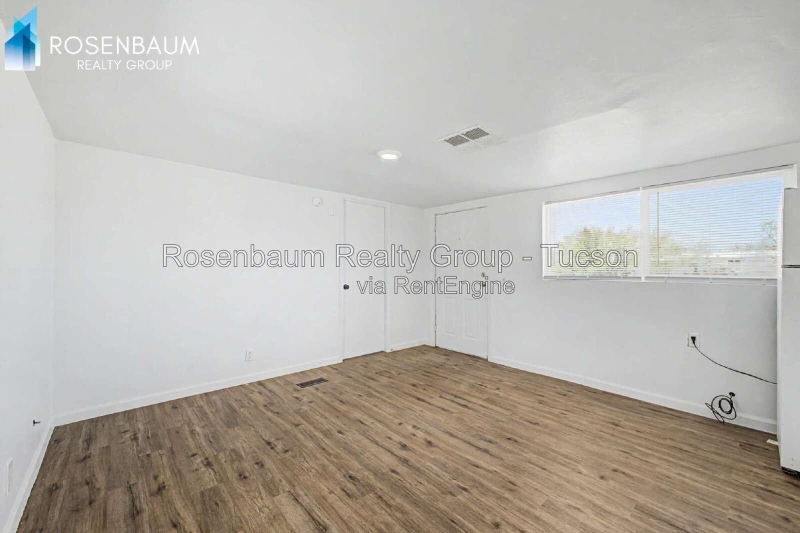 Charming 2-bedrooms, 1-bath manufactured home in Tucson! property image