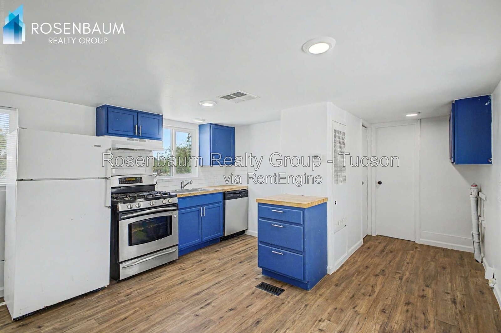 Charming 2-bedrooms, 1-bath manufactured home in Tucson! property image
