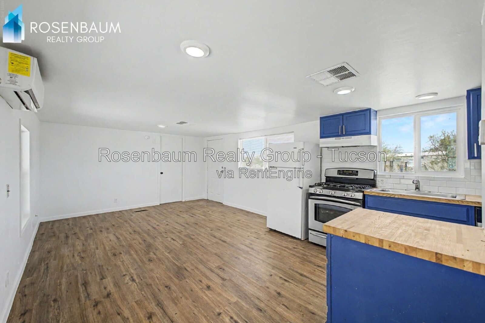 Charming 2-bedrooms, 1-bath manufactured home in Tucson! property image