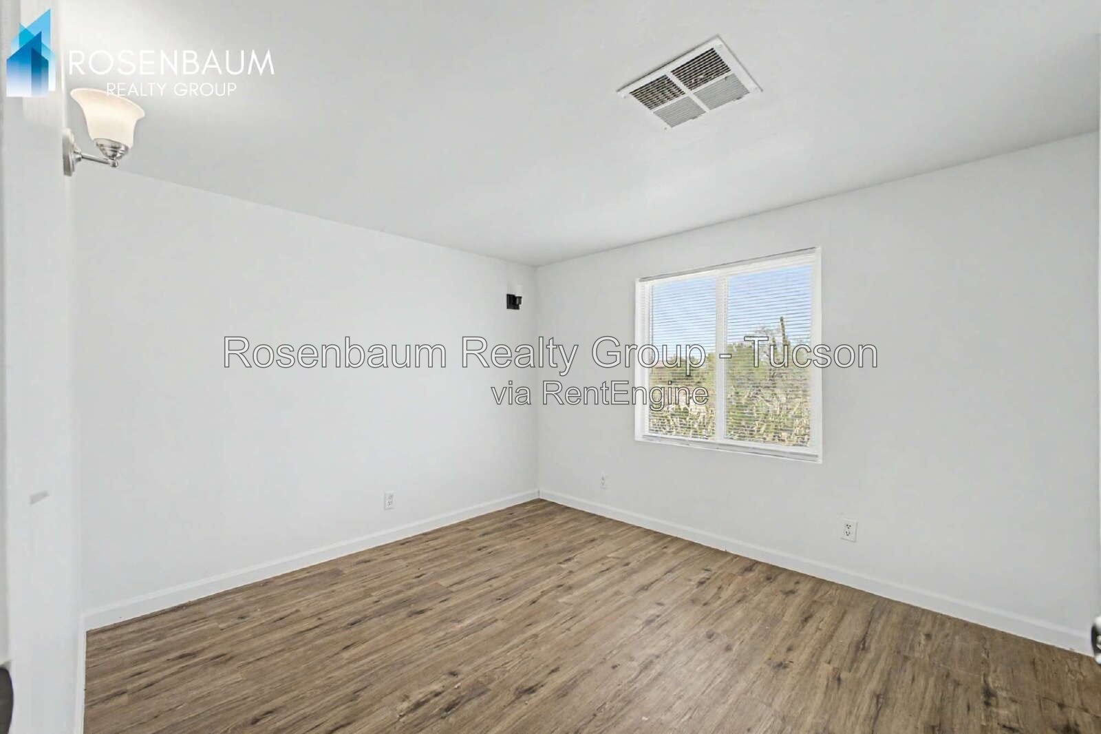 Charming 2-bedrooms, 1-bath manufactured home in Tucson! property image