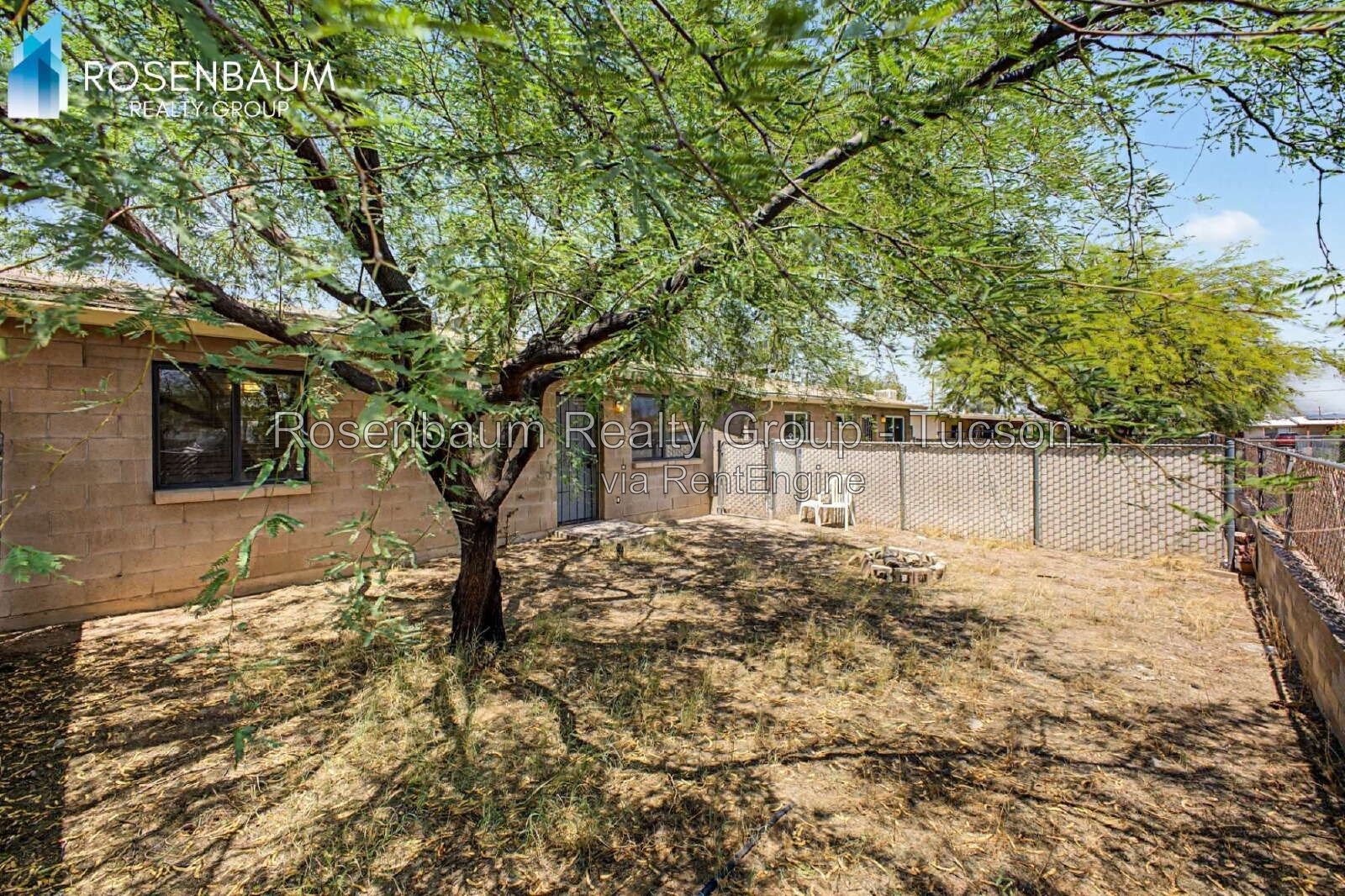 Charming 2-bedrooms, 2-baths townhome in Tucson! property image