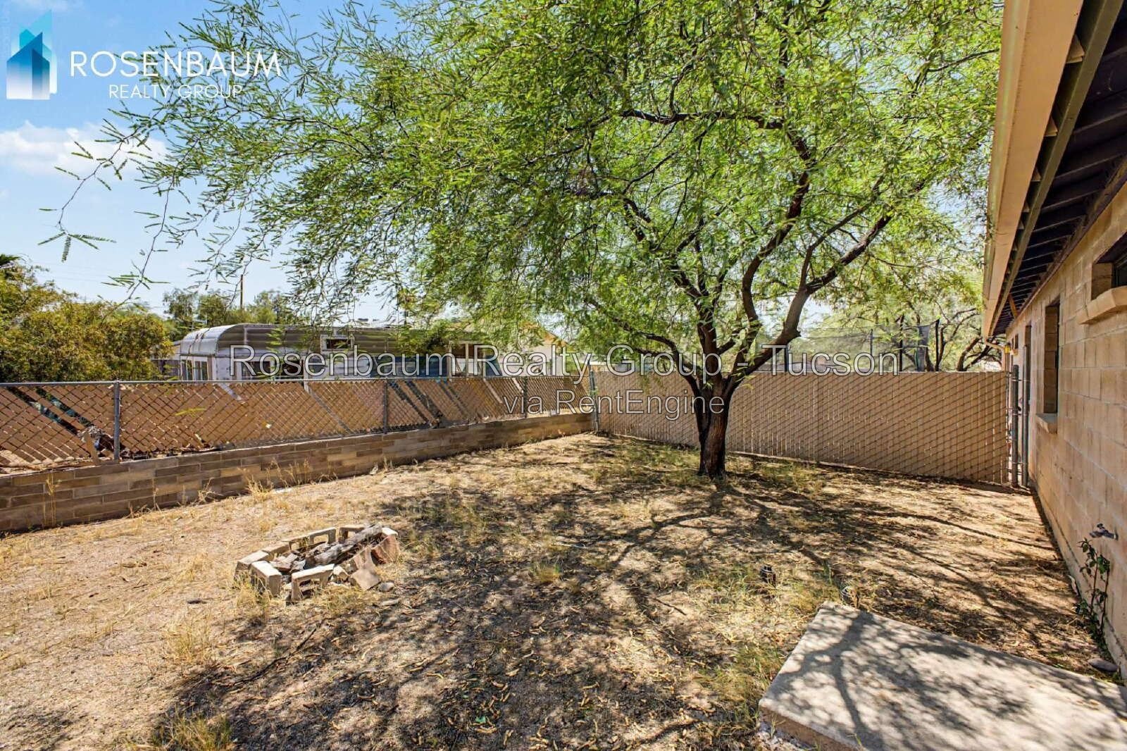 Charming 2-bedrooms, 2-baths townhome in Tucson! property image