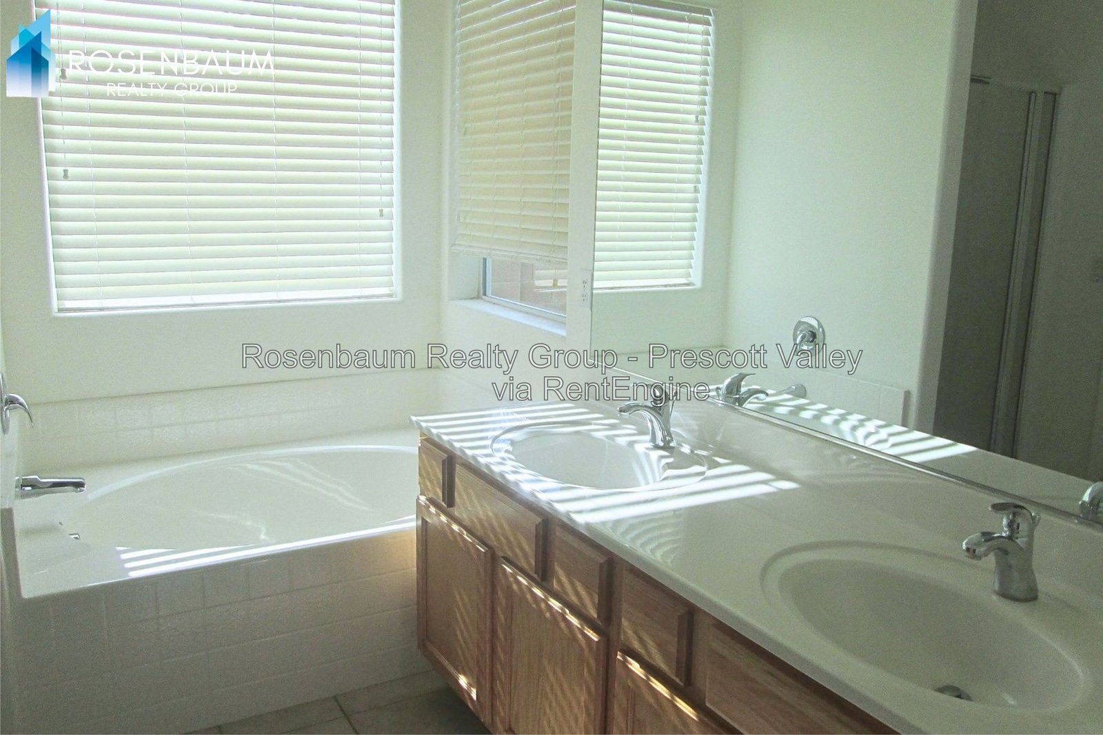 Beautiful 3-bedrooms, 2-baths home in the sought-after Pronghorn Ranch Community! property image