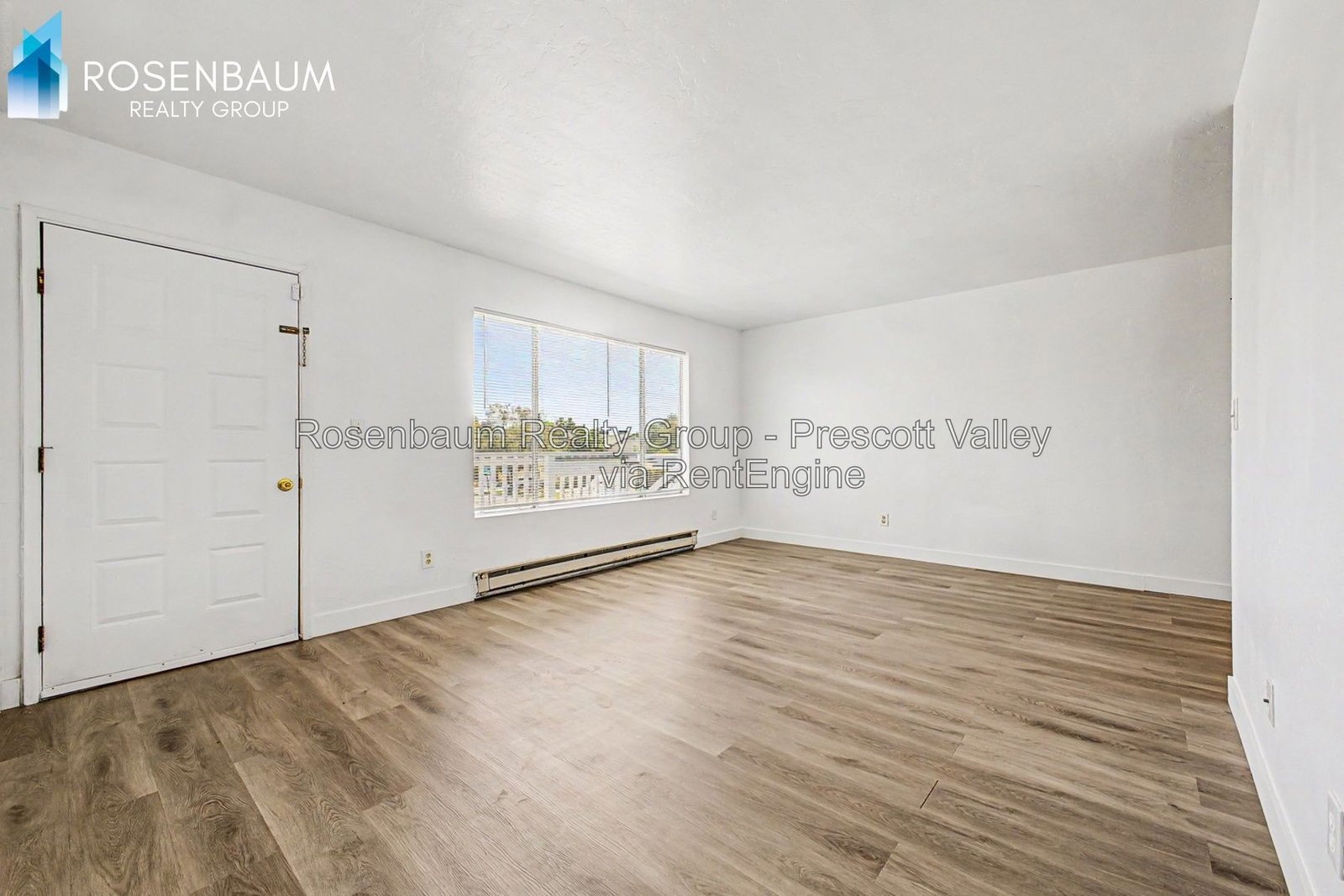 Charming 2-bedrooms, 1-bath upstairs apartment in the heart of Prescott Valley! property image