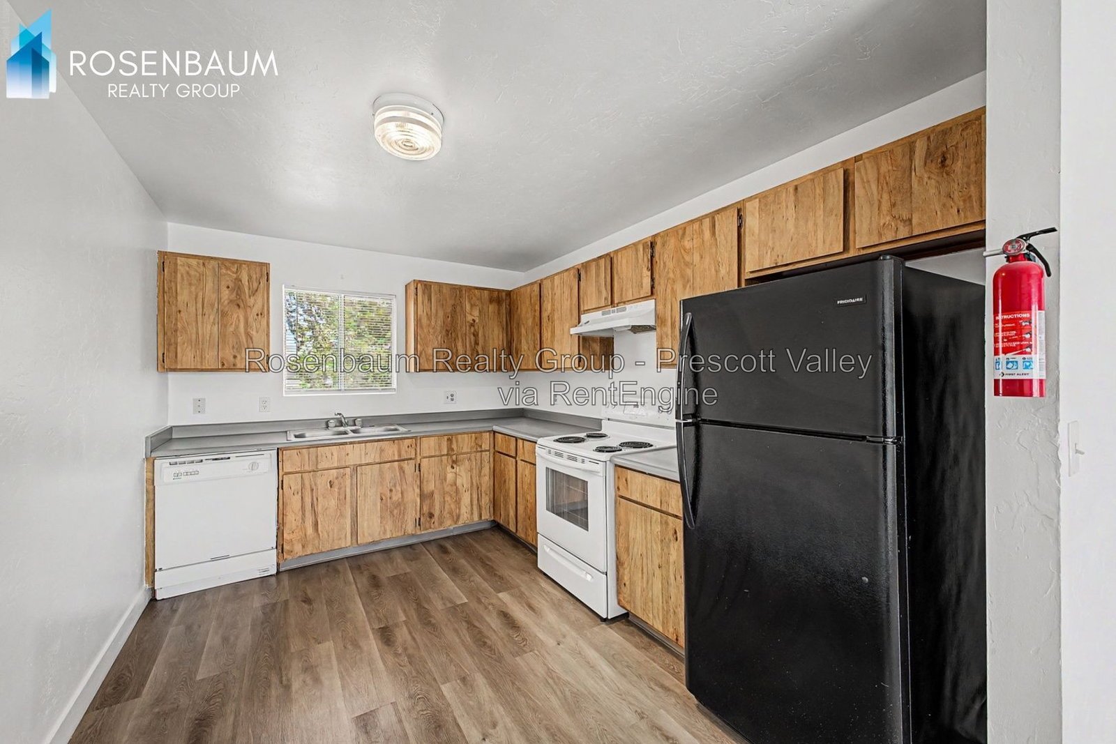 Charming 2-bedrooms, 1-bath upstairs apartment in the heart of Prescott Valley! property image