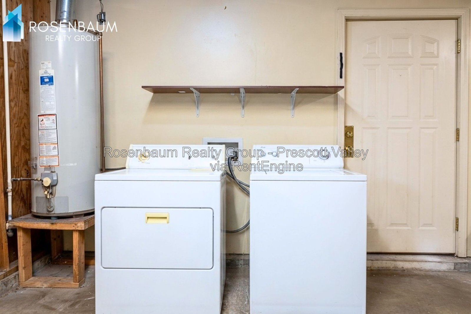 Charming 3-beds, 2-baths single-level home in Prescott Valley! property image