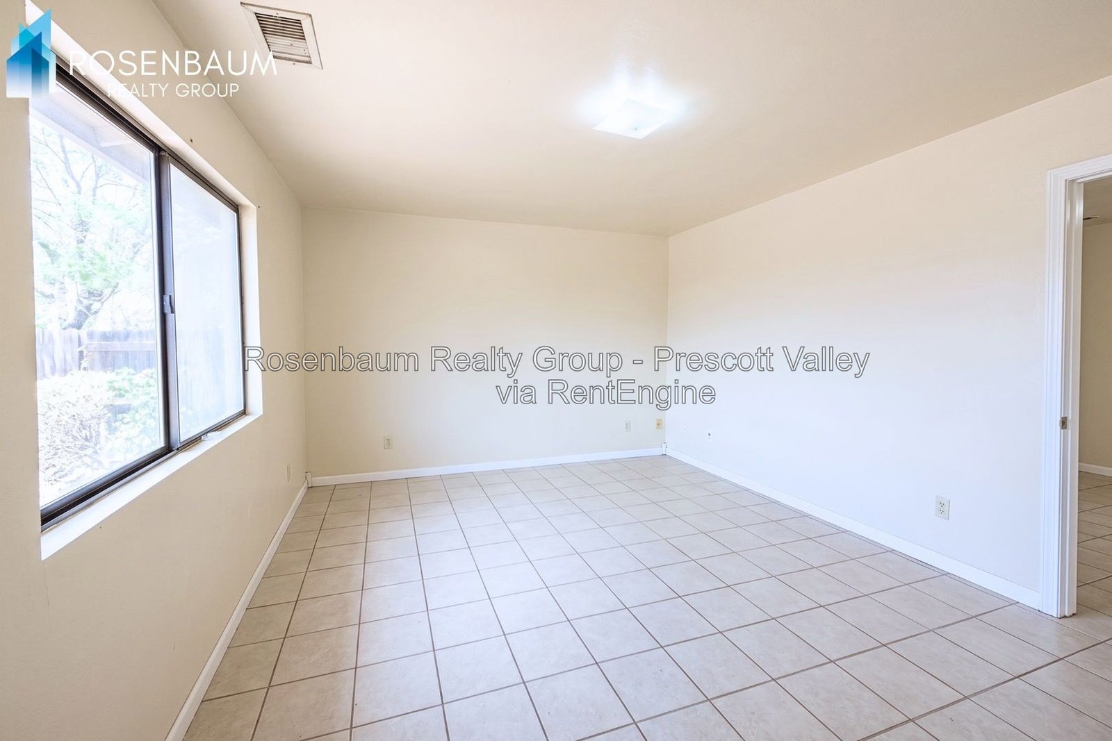 Charming 3-beds, 2-baths single-level home in Prescott Valley! property image
